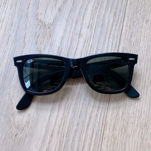 Ray Ban Original Wayfarer Classic Sunglasses in Black